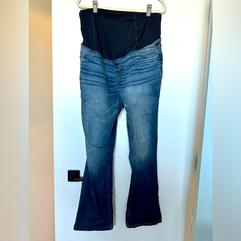 Isabel maternity bootcut jeans (size 12/31 waist)